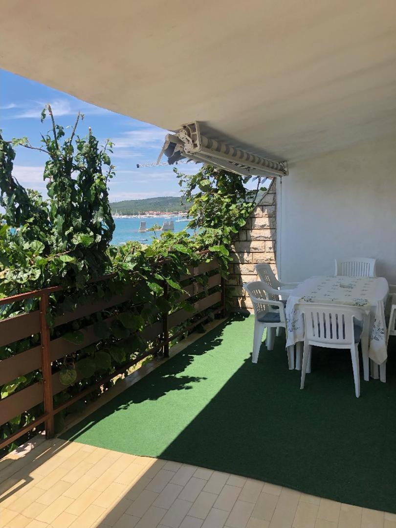 Apartman Suky Sukošan Exteriör bild