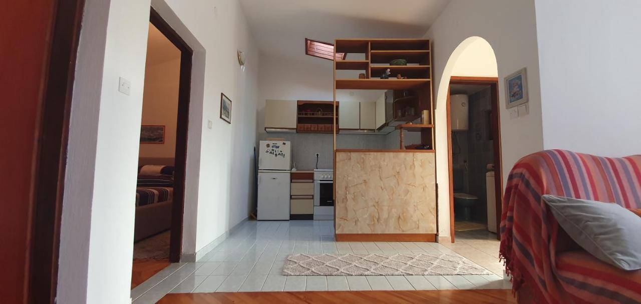 Apartman Suky Sukošan Exteriör bild